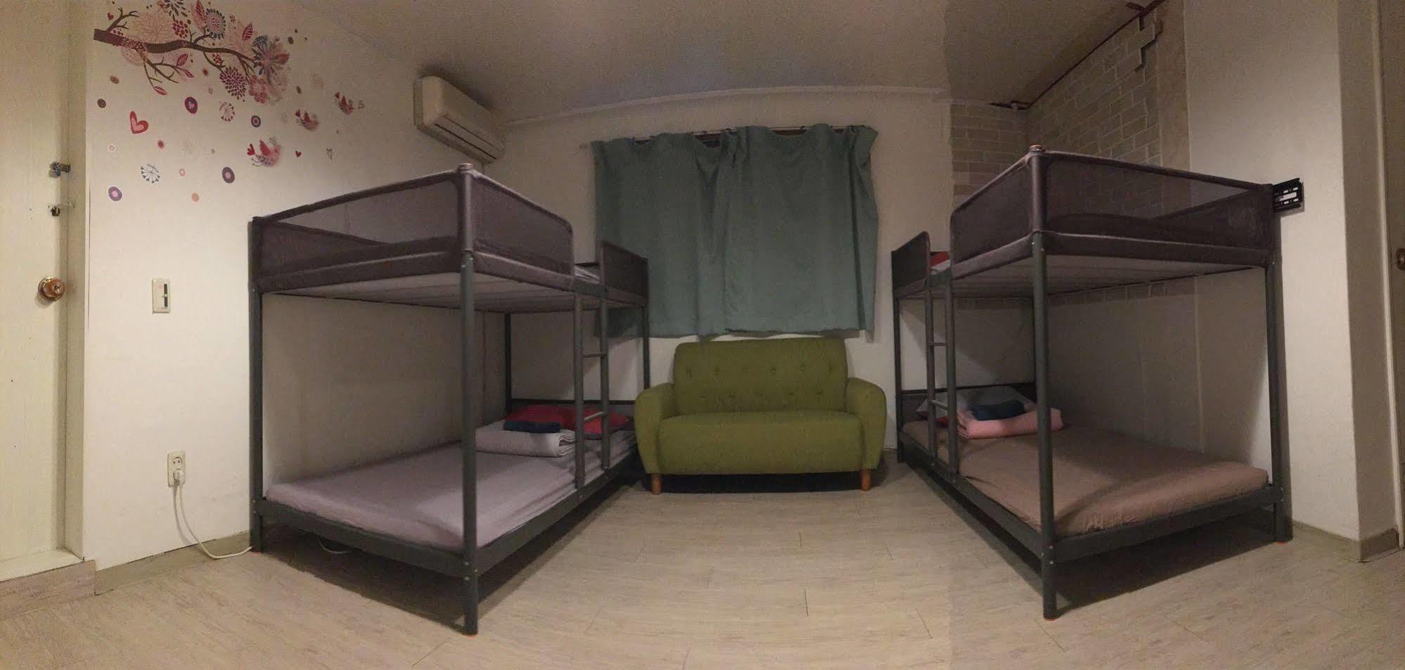 Egg Guesthouse Korea Сеул Екстер'єр фото